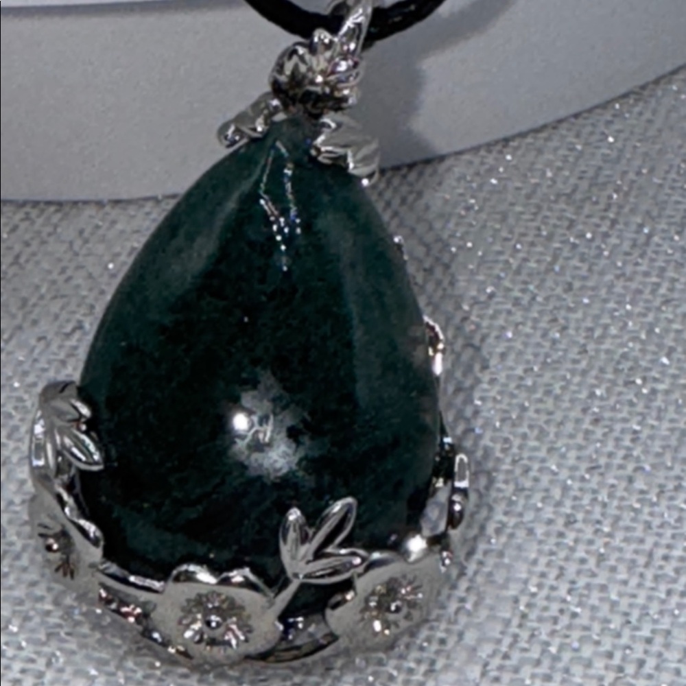 Mossagate gemstone and a silver tone pendant holder on 9” chain green speckled